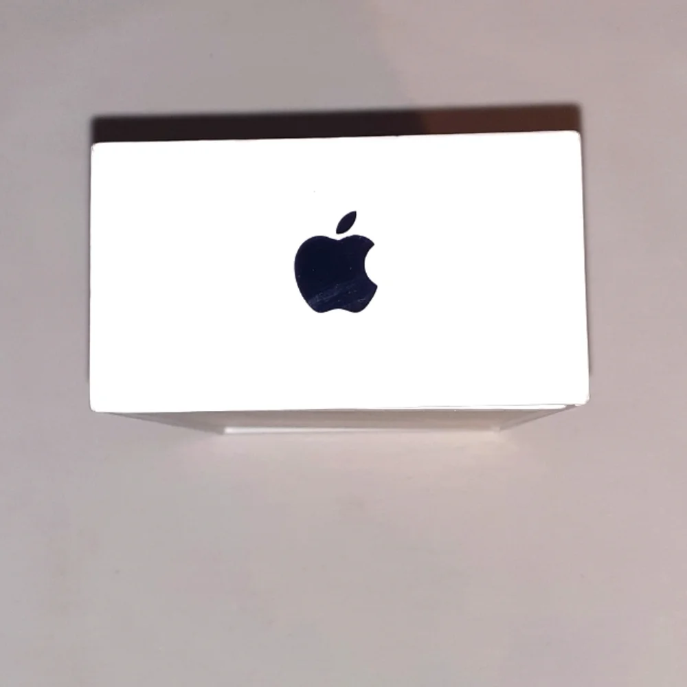 Apple iPhone 5s (empty box)